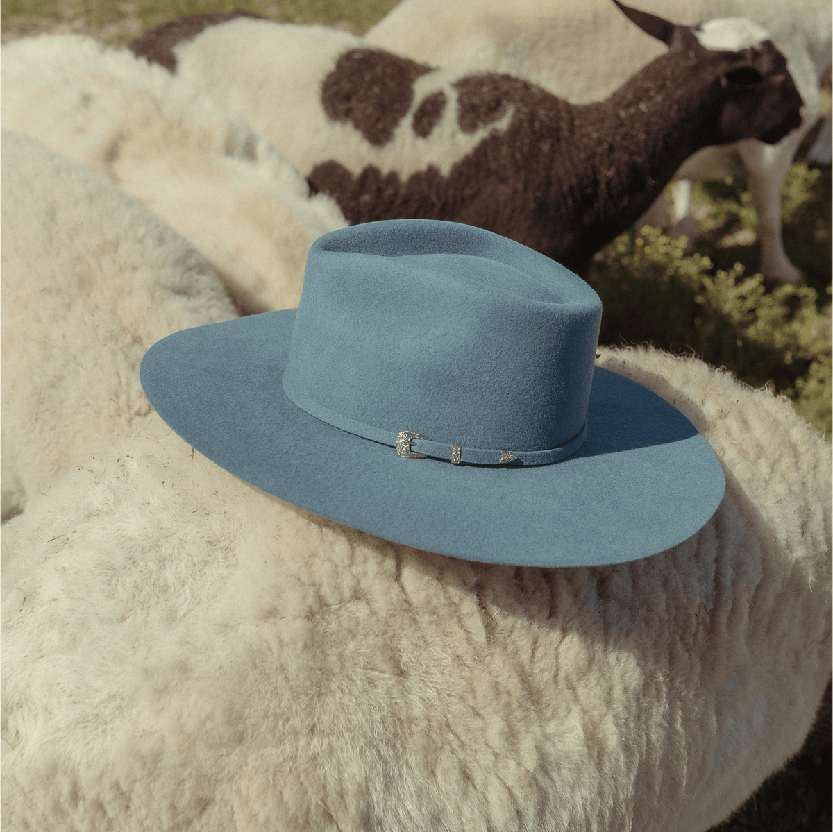 Hand made, hand designed aquamarine felt hat The Coastline Blue Felt Hat – HAUS of TRADE main image 4