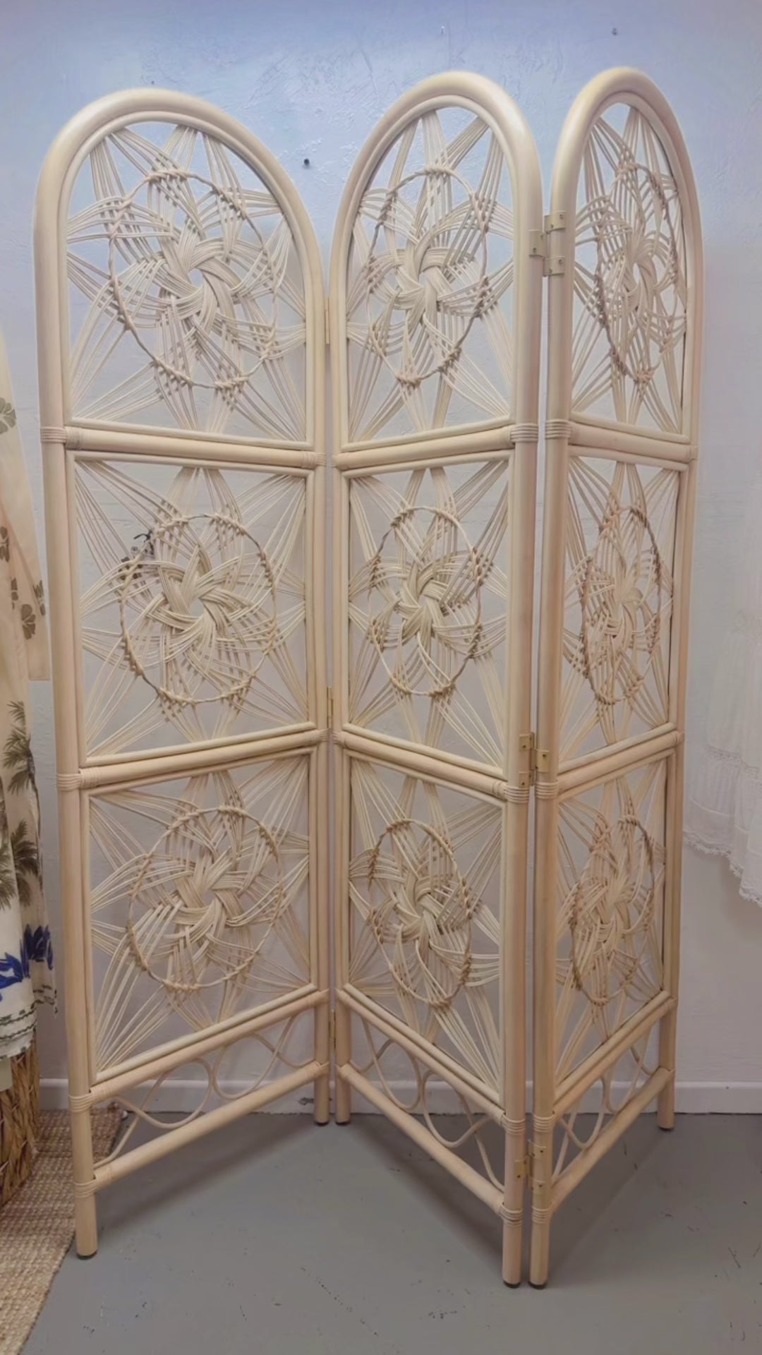Kouboo 3- Panel Room Divider