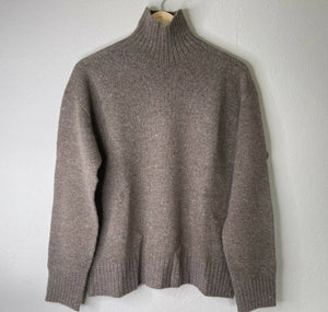 Mock-Neck 100% Wool Sweater Seamless Knitting Technology (Mocha)