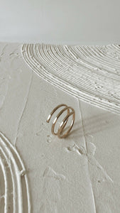 Tris Ring in Gold Filled Sz. 7