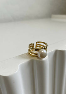 Gold Pearl RIng