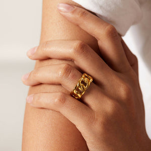 18K Gold-Plated Interlocking Spiral Fashion Ring #41